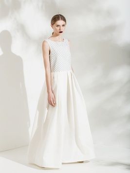 Long white dress with grey embroidery, S/M